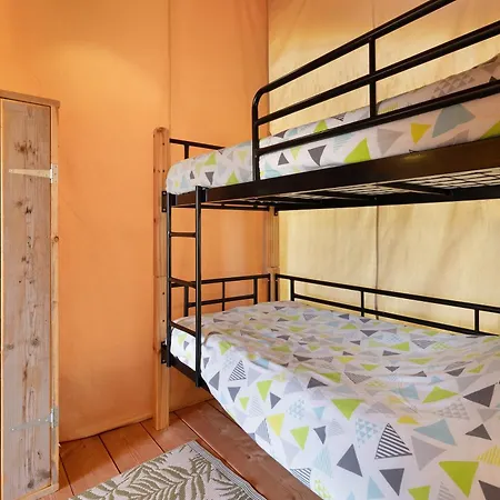 Kamp alanı Safarilodge Standard 4 Pers Jayac