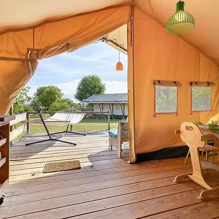 Safarilodge Standard 4 Pers Kamp alanı 3*