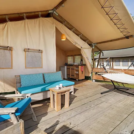 Kamp alanı Safarilodge Standard 4 Pers